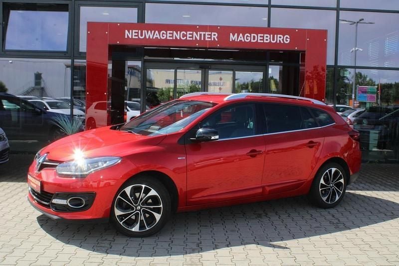 Feuerrot Gebraucht 2016 Renault Mégane GrandTour Bose Edition Kombi | 9.980 € (Fairer Preis) - Bild 1/4