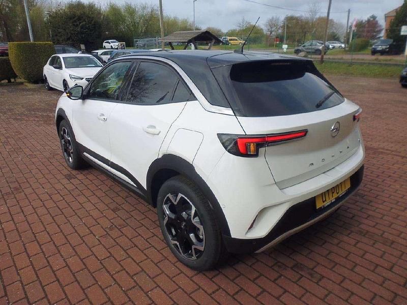 Gebraucht Opel Mokka-e Ultimate 100 kW (136 PS) 2023 Jade weiss/arktis weiss SUV