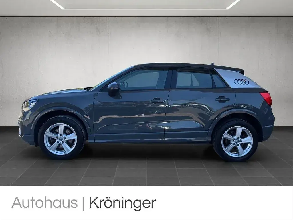 Gebraucht Audi Q2 Sport 150 PS (110 kW) 2018 Nanograu metallic SUV