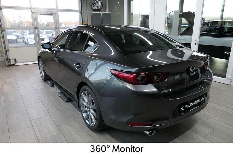 Neu Mazda 3 Exclusive 140 PS (102 kW) 2026 Grau Limousine