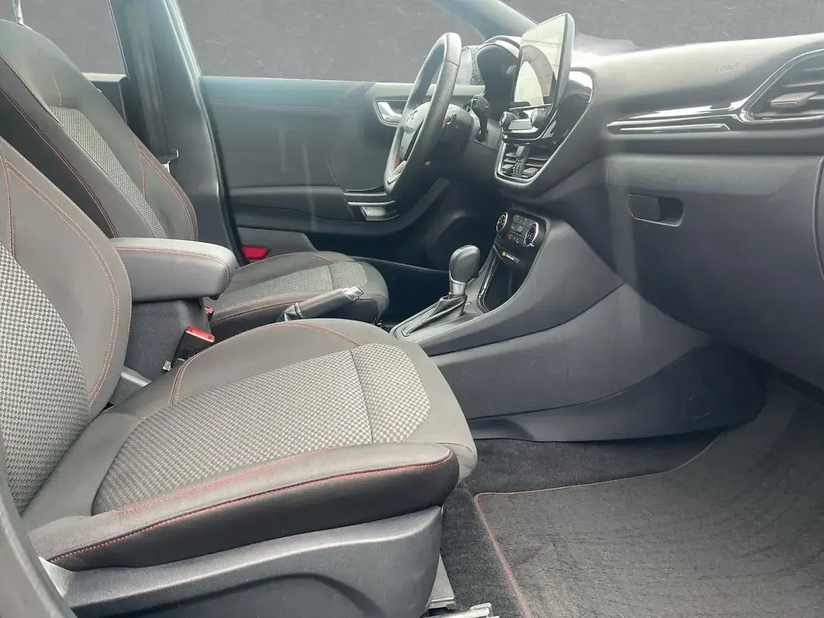 Second-hand Ford Puma ST-Line 125 CP (91 kW) 2022 Negru SUV
