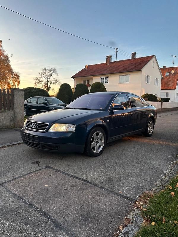 Blau Gebraucht 1998 Audi A6 S-Line Limousine | 1.000 € (Guter Preis) - Bild 1/4