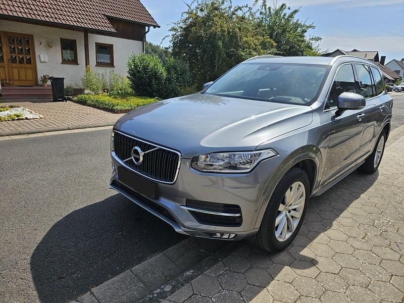 Silber Gebraucht 2016 Volvo XC90 SUV | 26.900 € (Superpreis) - Bild 1/4
