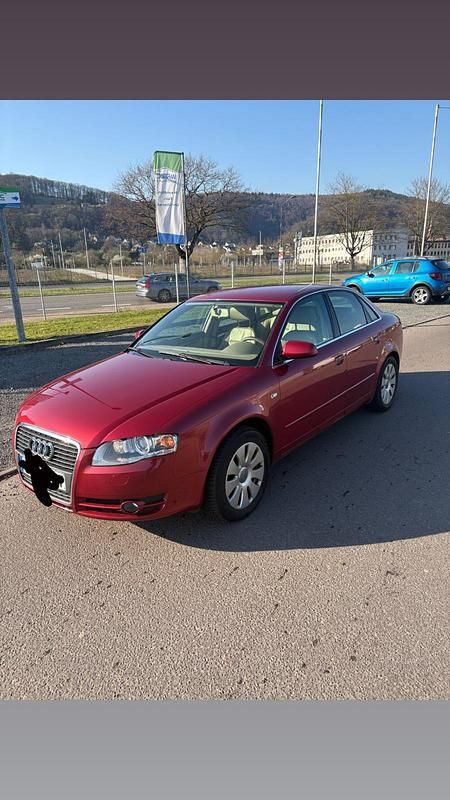 Gebraucht Audi A4 180 PS (132 kW) 2007 Rot Limousine