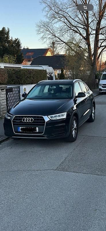 Gebraucht Audi Q3 Design 184 PS (135 kW) 2015 Schwarz SUV