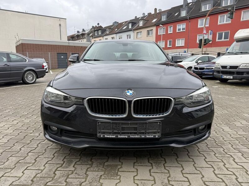 Schwarz Gebraucht 2015 BMW 318 Advantage Kombi | 5.999 € (Superpreis) - Bild 1/4