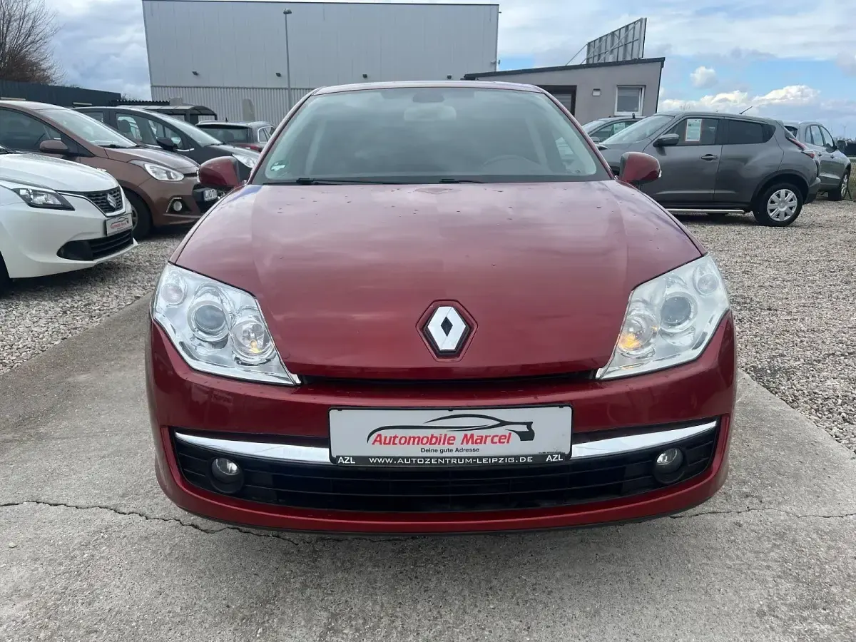 Gebraucht Renault Laguna III Dynamique 140 PS (102 kW) 2007 Rot Limousine