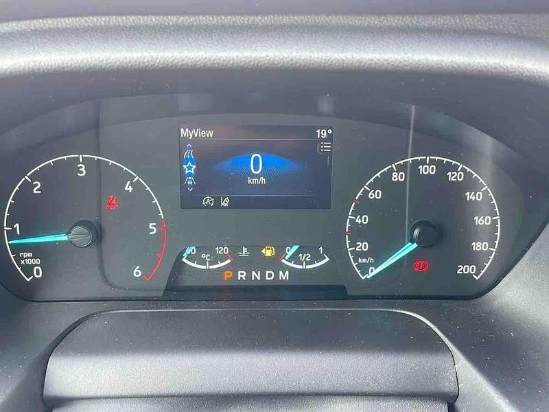 Gebraucht Ford Transit 150 PS (110 kW) 2024 Weiß Van / Kleinbus