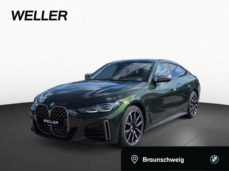 Sanremo green (grün) Gebraucht 2022 BMW M440 M Sport Limousine | 45.480 € (Superpreis) - Bild 1/4