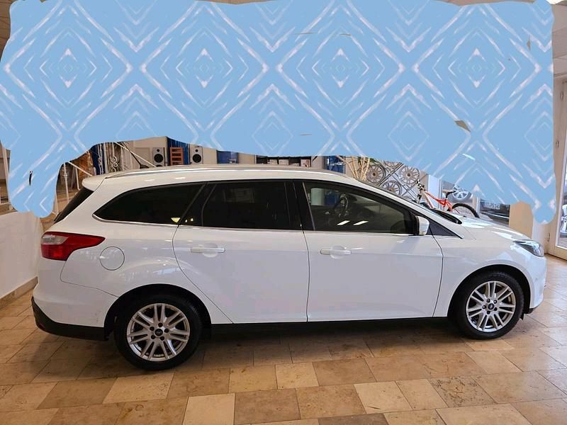 Gebraucht Ford Focus 125 PS (91 kW) 2014 Weiß Kombi