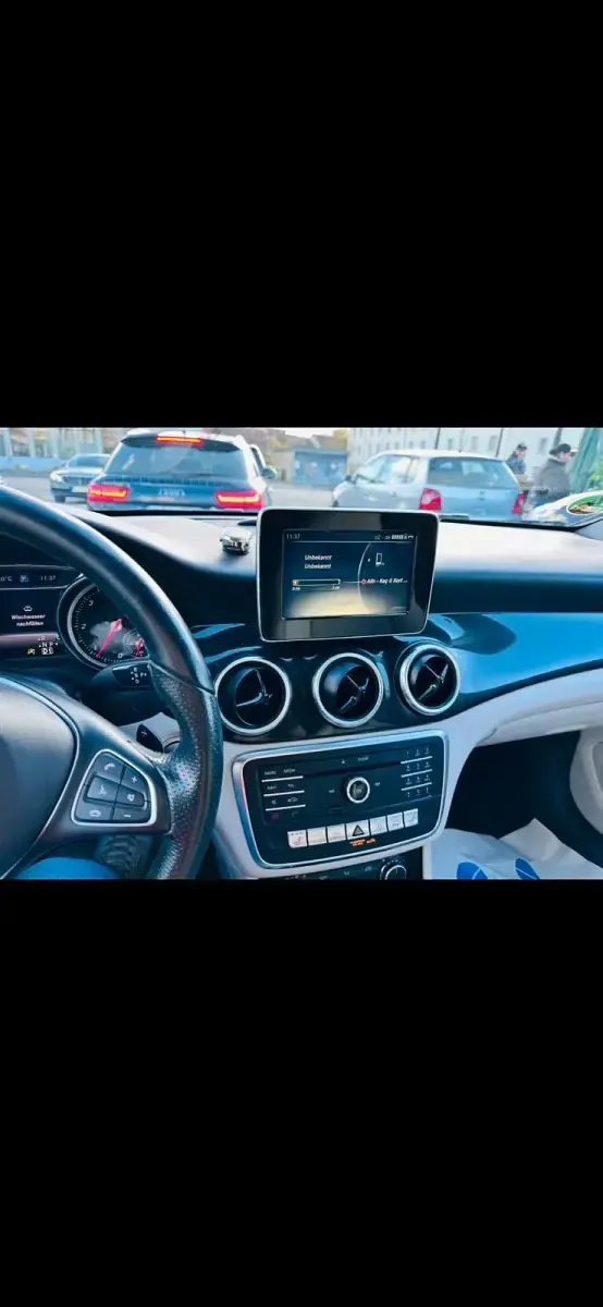 Gebraucht Mercedes CLA220 177 PS (130 kW) 2017 Schwarz Coupé