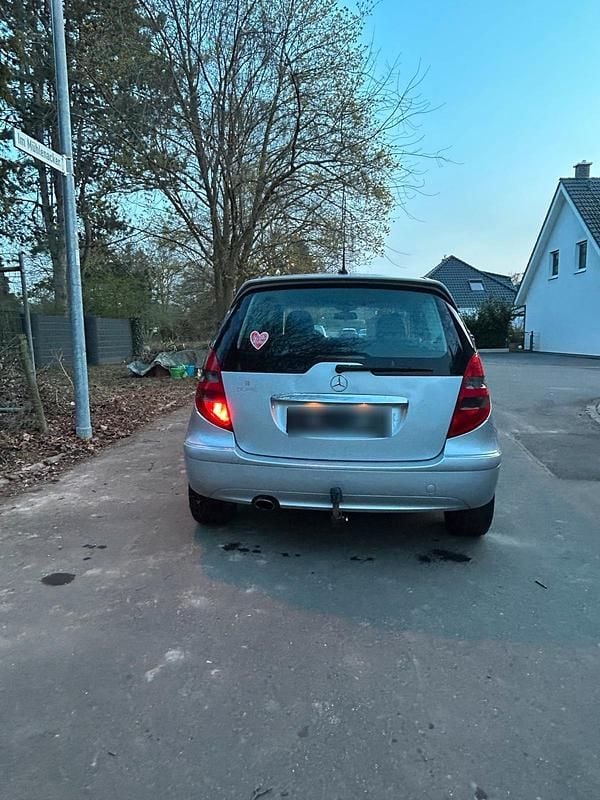 Gebraucht Mercedes A170 116 PS (85 kW) 2005 Silber Kleinwagen