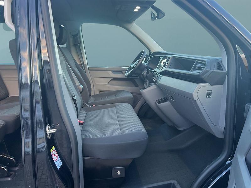 Gebraucht VW Caravelle 150 PS (110 kW) 2024 Schwarz Van / Kleinbus