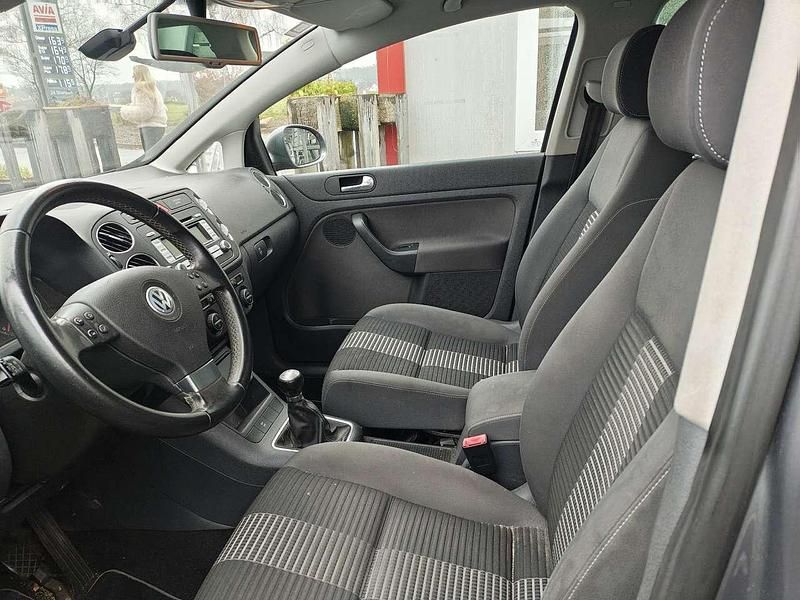 Gebraucht VW Golf VI United 102 PS (75 kW) 2008 United grey metallic Kleinwagen