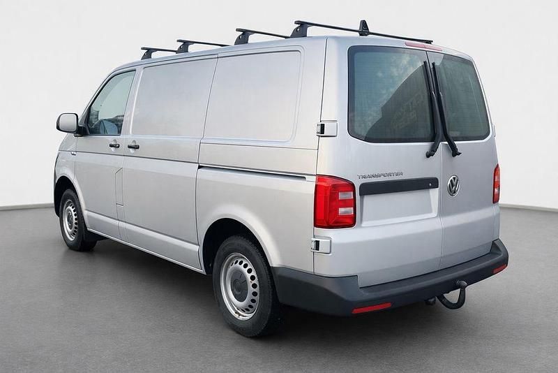Gebraucht VW Transporter 150 PS (110 kW) 2019 Silber Van