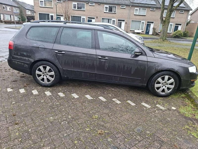 Gebraucht VW Passat Trendline 68 PS (50 kW) 2008 Limousine