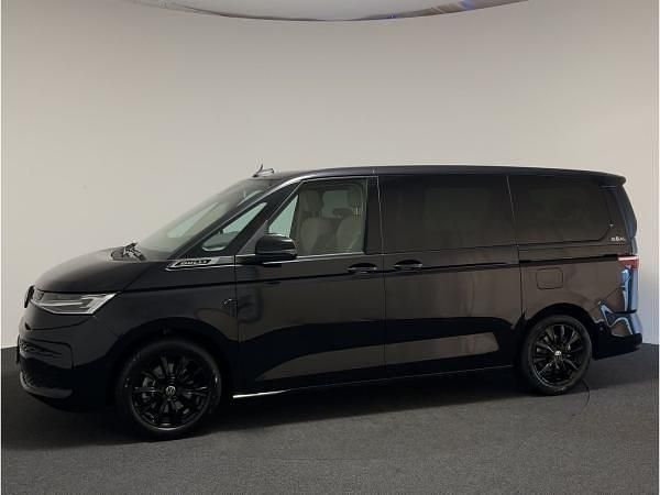 Schwarz (deep black perleffekt) Neu 2025 VW T7 Life Van | 72.790 € - Bild 1/4