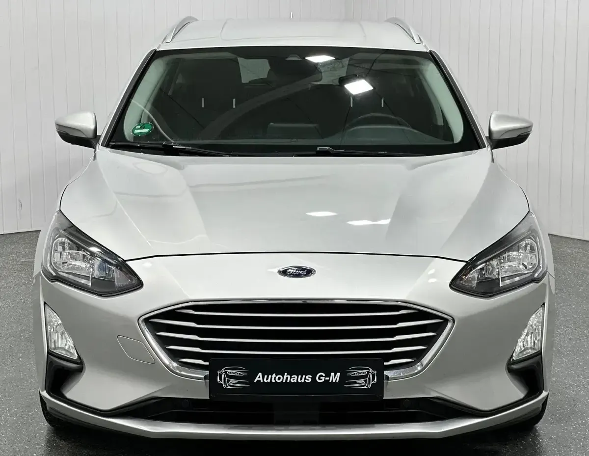 Używany Ford Focus Cool & Connect 120 KM (88 kW) 2020 Szary Kombi