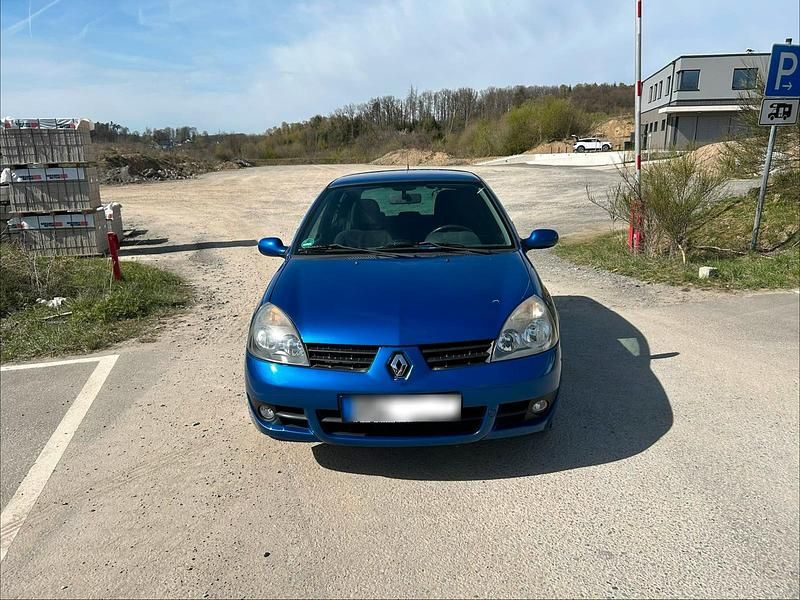 Gebraucht Renault Clio II 58 PS (42 kW) 2007 Blau Kleinwagen