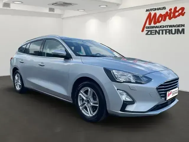 Gebraucht Ford Focus Cool & Connect 120 PS (88 kW) 2021 Polarsilber metallic Kombi