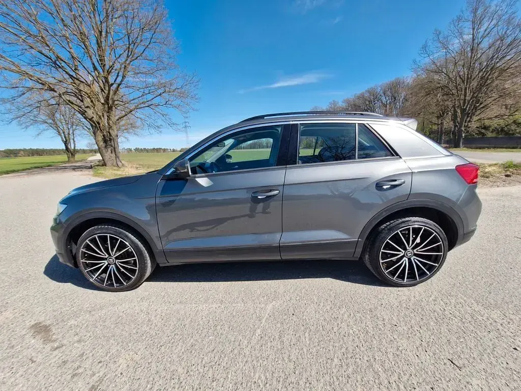 Gebraucht VW T-Roc 150 PS (110 kW) 2017 Grau SUV