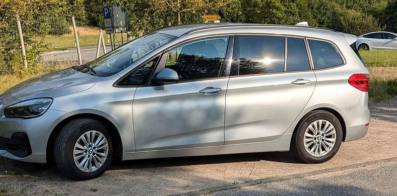 Gebraucht BMW 218 Gran Tourer Advantage 140 PS (102 kW) 2019 Silber Van / Kleinbus