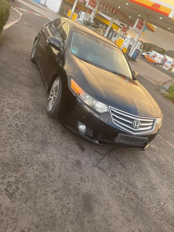 Gebraucht Honda Accord 150 PS (110 kW) 2010 Schwarz Limousine