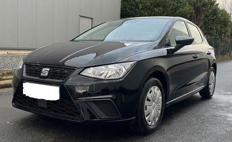Schwarz Gebraucht 2018 Seat Ibiza Style Limousine | 8.999 € (Superpreis) - Bild 1/4