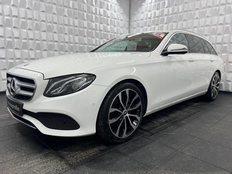 Gebraucht Mercedes E250 Avantgarde 211 PS (155 kW) 2018 Weiß Kombi