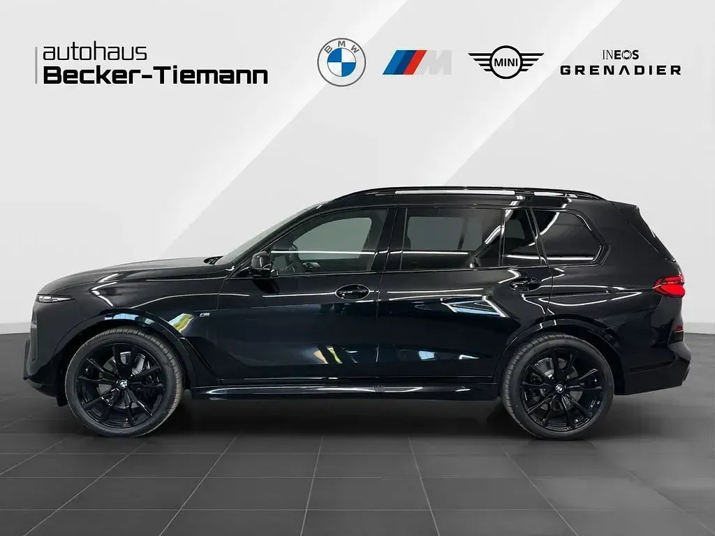 Neu BMW X7 Exclusive 352 PS (258 kW) 2026 Schwarz SUV