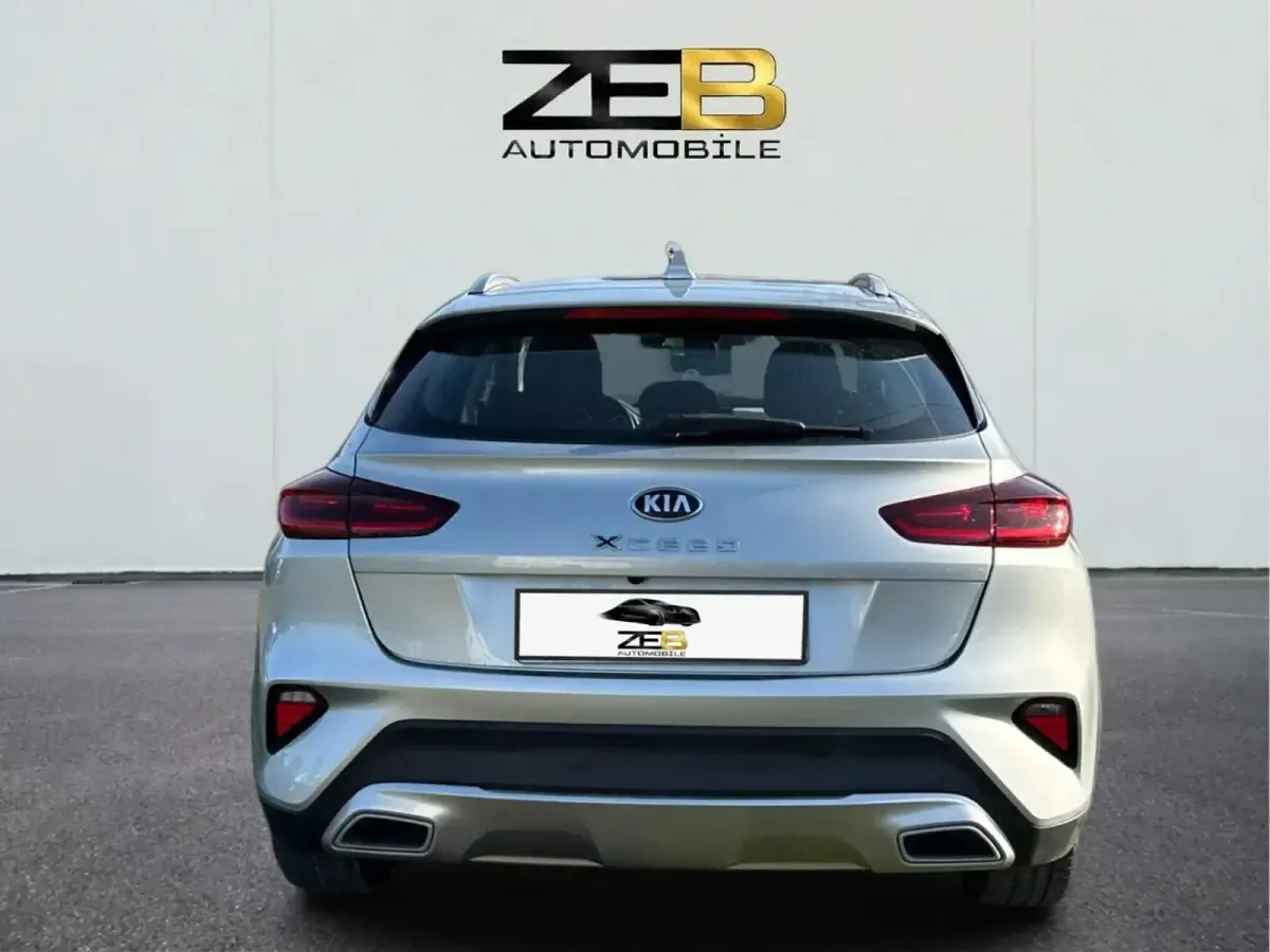 Gebraucht Kia XCeed 120 PS (88 kW) 2020 Silber SUV