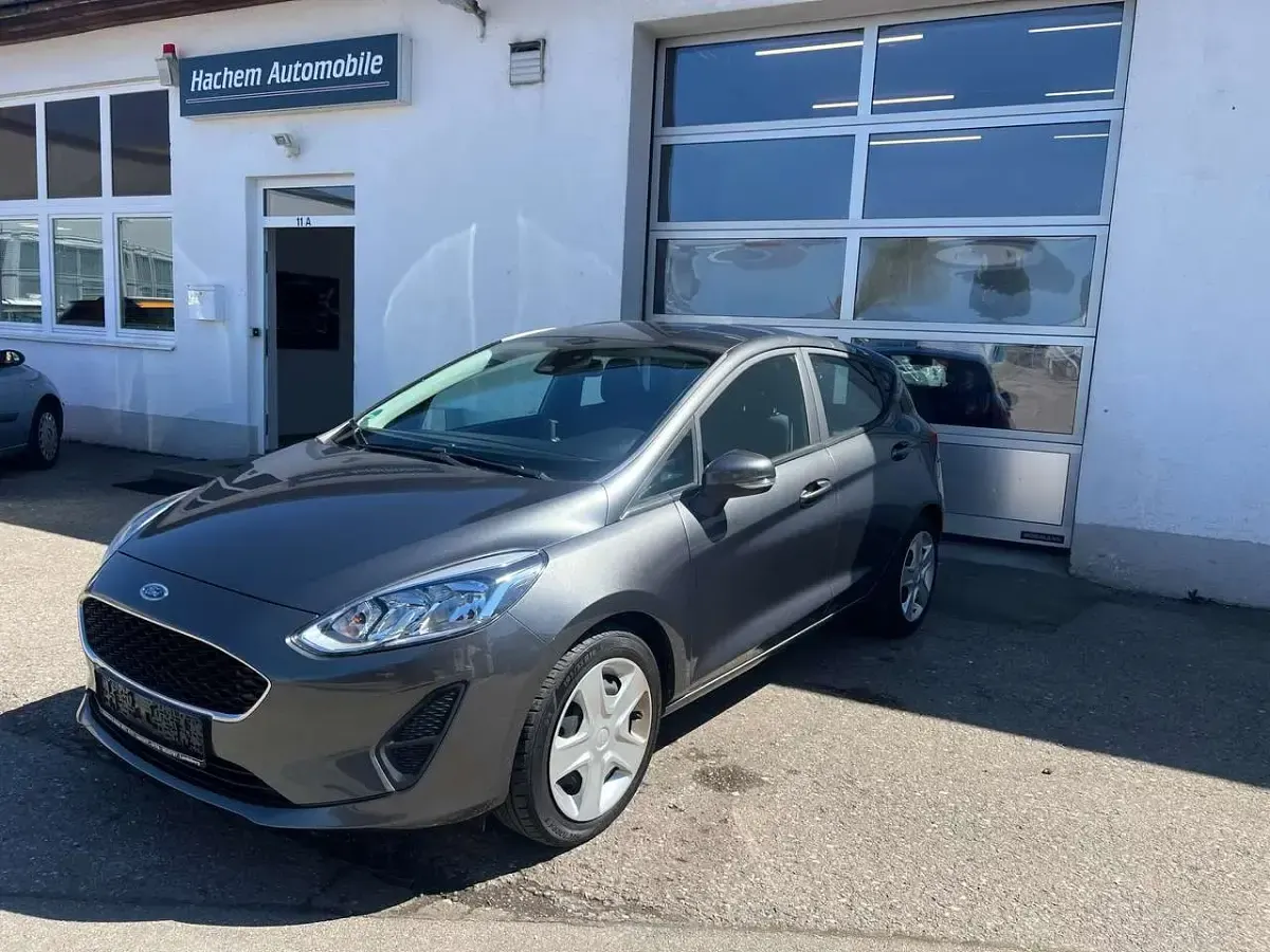 Używany Ford Fiesta 101 KM (74 kW) 2017 Szary Hatchback