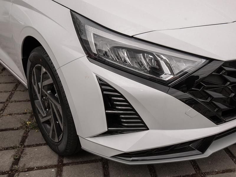 Neu Hyundai i20 Trend 74 PS (54 kW) 2025 Atlas white Kleinwagen
