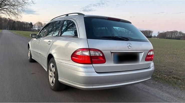 Second-hand Mercedes E280 177 CP (130 kW) 2004 Gri Break