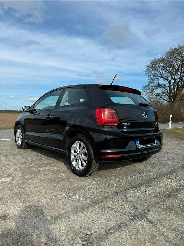 Gebraucht VW Polo 90 PS (66 kW) 2014 Schwarz Kleinwagen