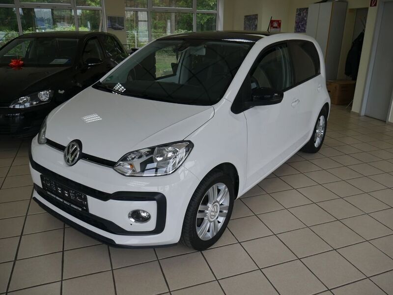 Weiß Gebraucht 2019 VW up! high up! Kleinwagen | 12.100 € (Etwas zu teuer) - Bild 1/4