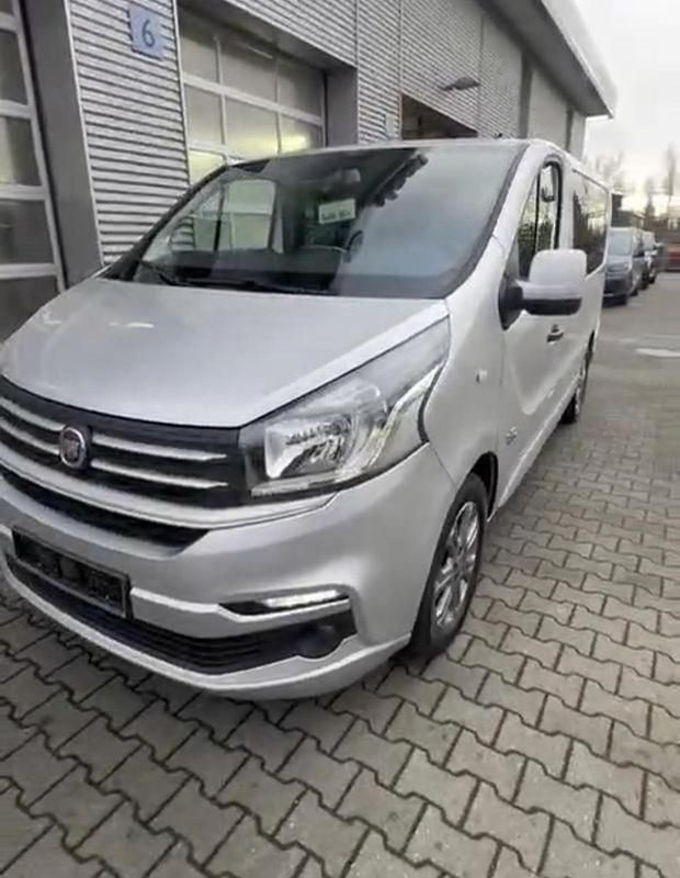 Gebraucht Fiat Talento 145 PS (106 kW) 2019 Silber Van / Kleinbus