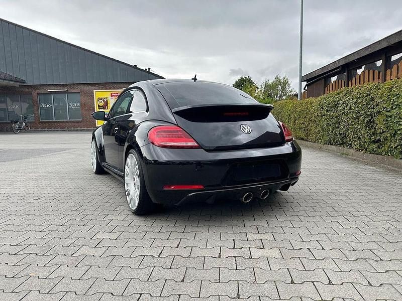 Gebraucht VW Beetle 110 PS (80 kW) 2015 Schwarz Kleinwagen