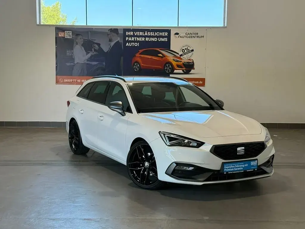Gebraucht Seat Leon FR 150 PS (110 kW) 2022 Weiß Limousine