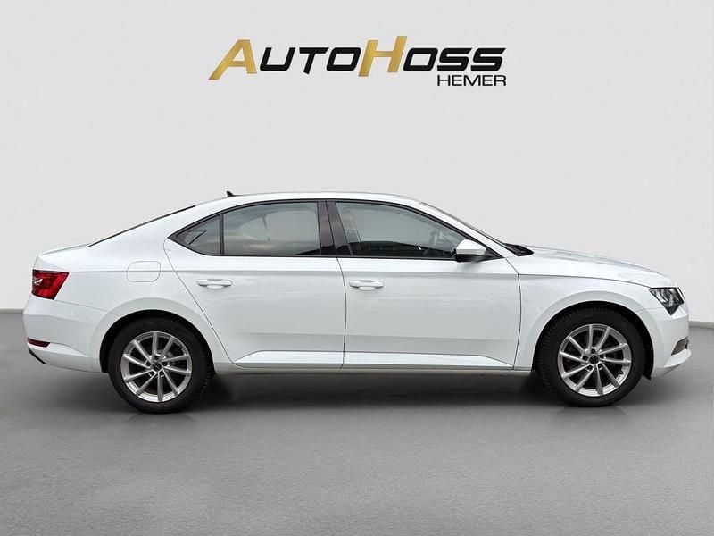 Gebraucht Skoda Superb Active 190 PS (139 kW) 2017 Weiß Limousine