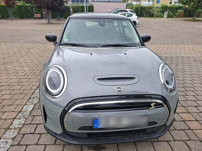 Grün Gebraucht 2022 Mini Cooper Kleinwagen | 15.800 € (Superpreis) - Bild 1/4