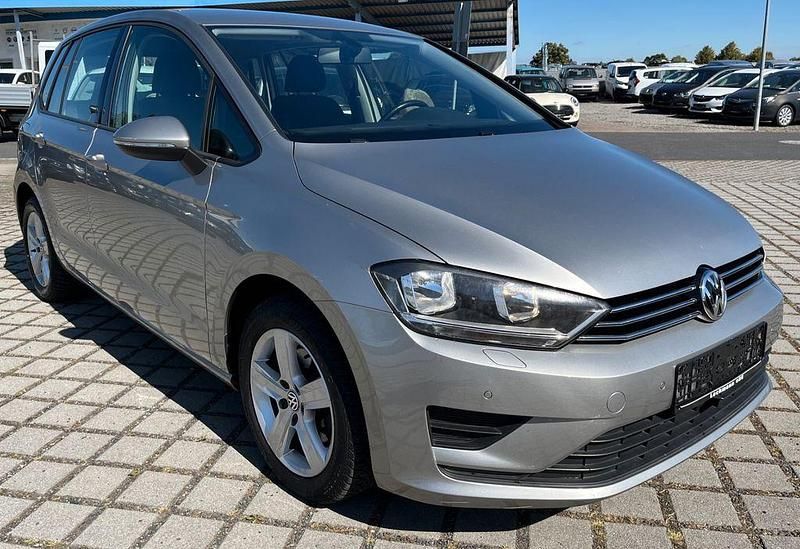 Silber Gebraucht 2014 VW Golf VII Comfortline Limousine | 13.500 € (Fairer Preis) - Bild 1/4