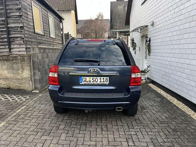 Gebraucht Kia Sportage 141 PS (103 kW) 2008 Blau SUV