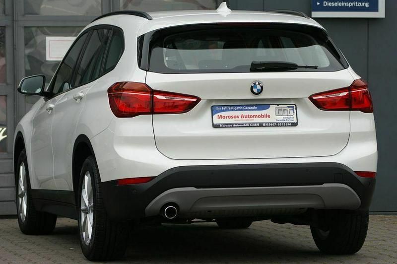 Gebraucht BMW X1 Advantage 150 PS (110 kW) 2017 Mineralweiß metallic (metallic) SUV