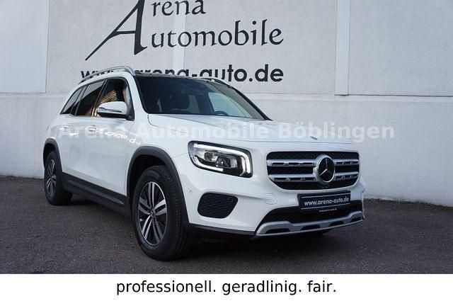Weiß Gebraucht 2020 Mercedes GLB200 SUV | 35.990 € (Teuer) - Bild 1/4