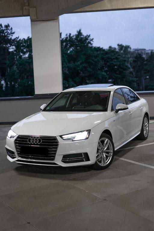 Weiß Gebraucht 2017 Audi A4 Ambiente Limousine | 20.000 € (Superpreis) - Bild 1/4