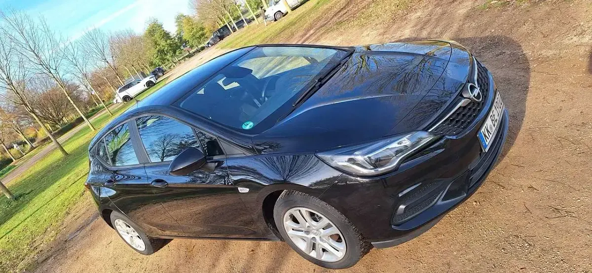Gebraucht Opel Astra Edition 110 PS (80 kW) 2021 Schwarz Limousine