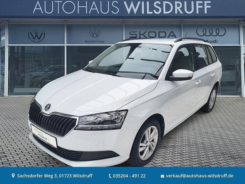 Moonweiss metallic Gebraucht 2022 Skoda Fabia Ambition Kombi | 14.290 € (Fairer Preis) - Bild 1/4