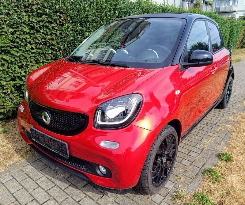 Rot Gebraucht 2015 Smart ForFour Kleinwagen | 7.995 € (Fairer Preis) - Bild 1/4