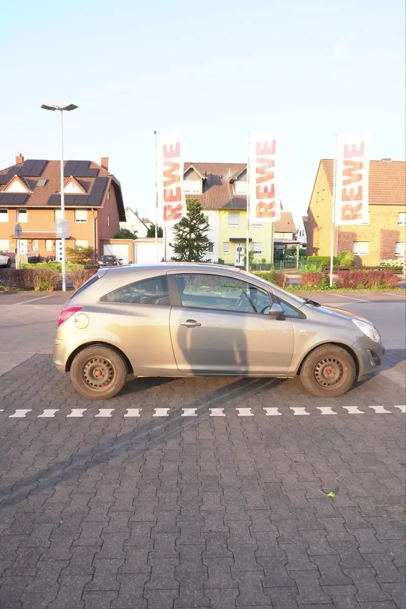 Gebraucht Opel Corsa 89 PS (65 kW) 2011 Beige Kleinwagen